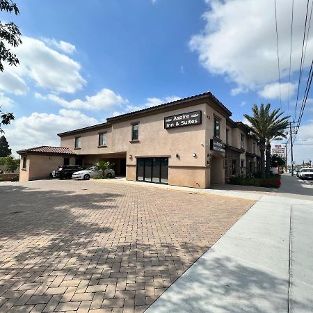 Aspire Inn & Suites Orange Exterior photo